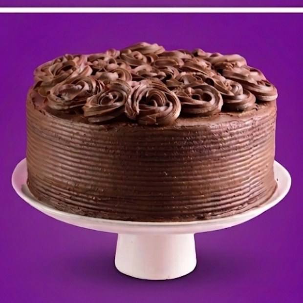 Torta de chocolate — vista frontal